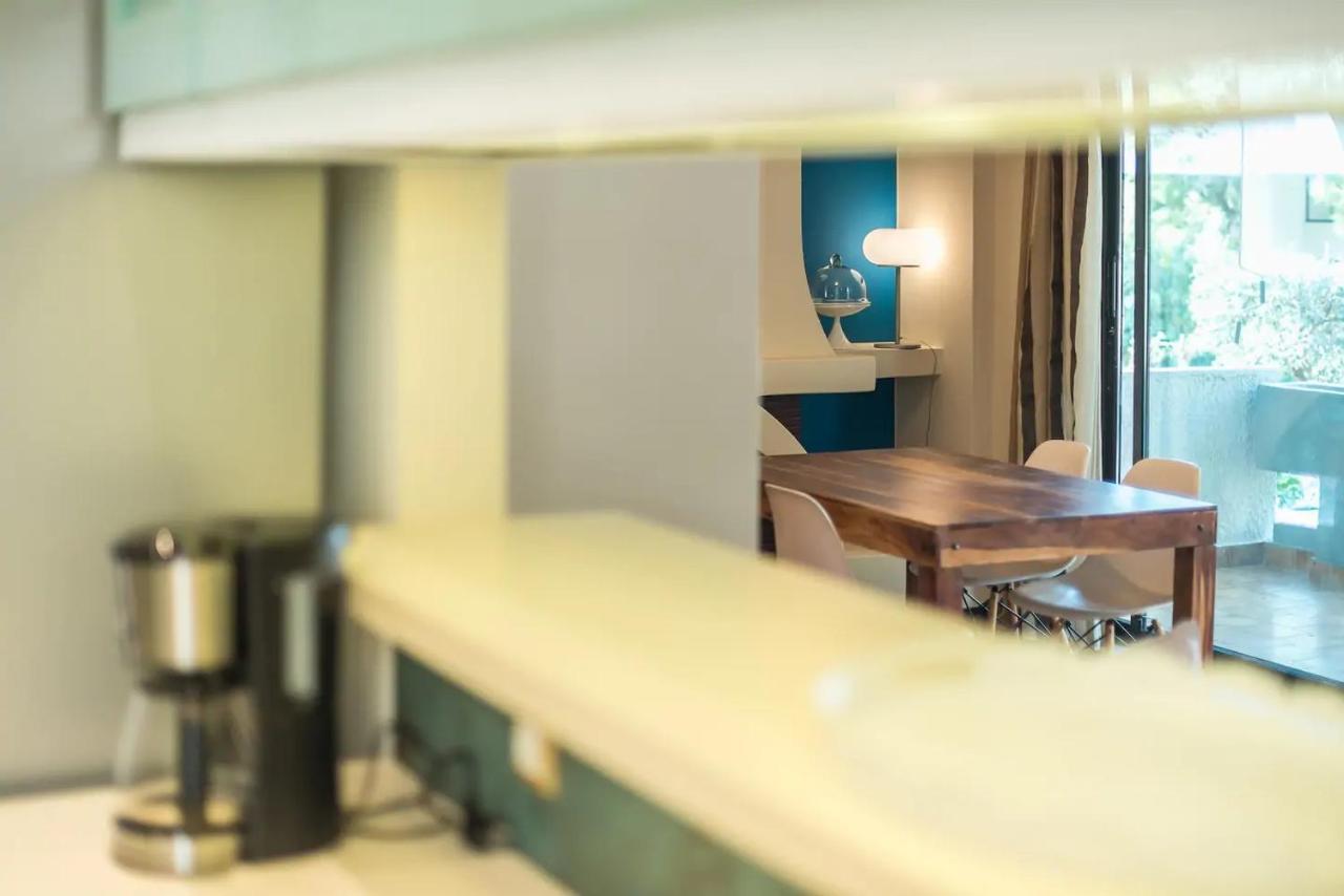 Glyfada Glass-Walled Designed Apt Афины Экстерьер фото
